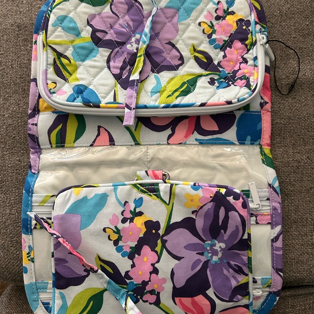 Floral Quilted Organizer